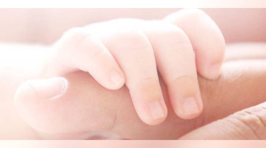 Texas woman is crediting the heartbreaking warning of a grieving mother with helping to save her own little girl