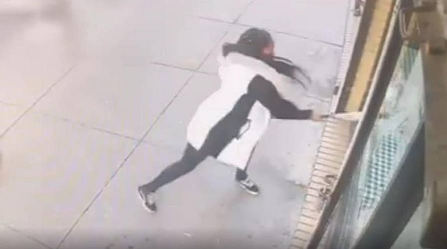 Bronx woman smashes window when restaurant runs out of beef patties