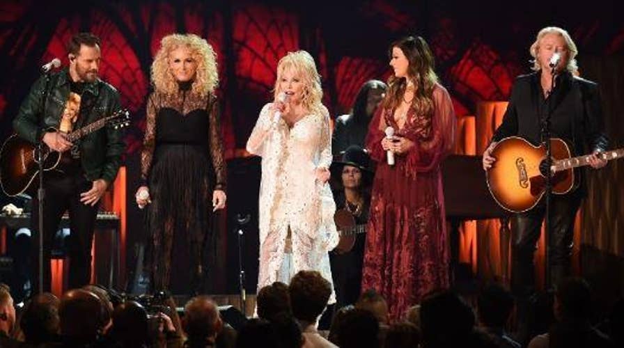 Grammys 2019: Dolly Parton honored in all star tribute featuring Miley Cyrus and Little Big Town