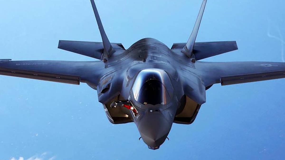 TRAILER 年式不明 ピストバイク F-35 Japanese F-35 stealth jet parts found as US destroyer joins in