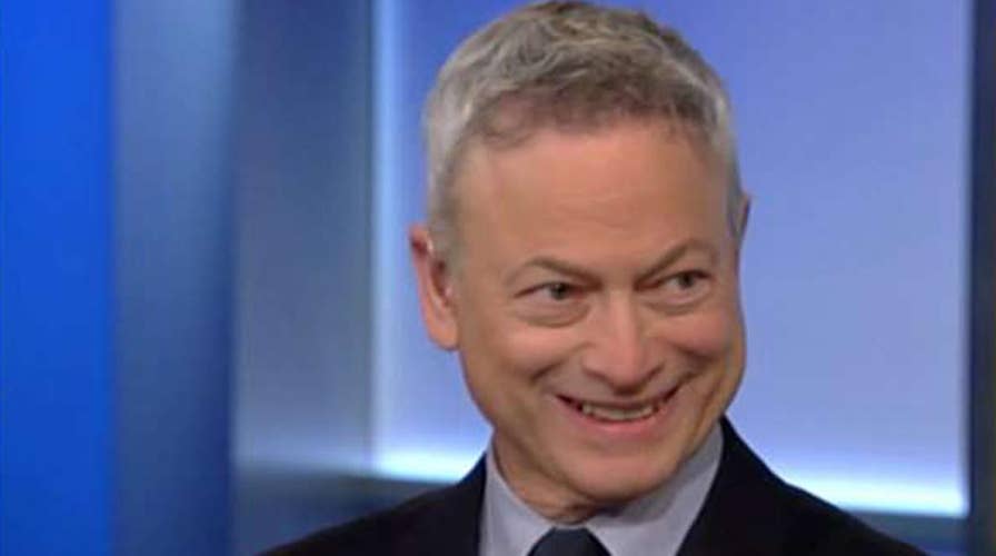Actors thank Gary Sinise for all the work he does helping veterans
