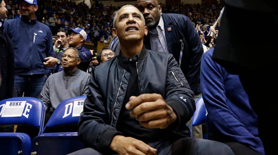Barack Obama’s ‘44’ bomber jacket wins praise on Twitter