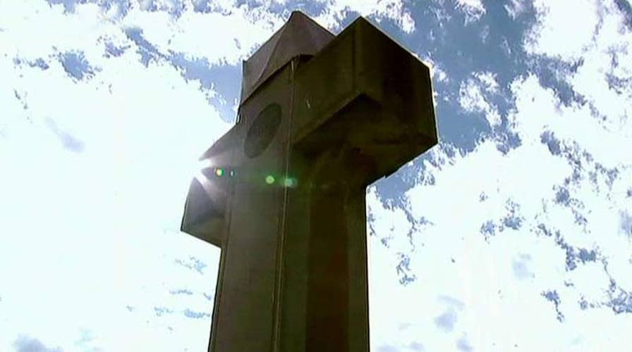 Supreme Court to hear WWI cross memorial case