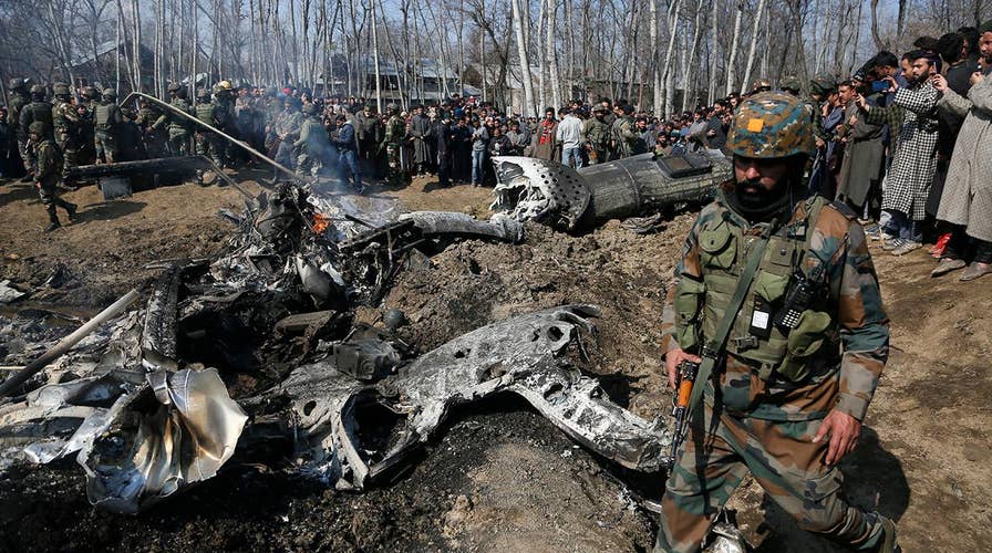 Pakistan shoots down Indian planes, captures pilots