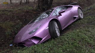 $250,000 Lamborghini Huracan found abandoned in a ditch - Fox News