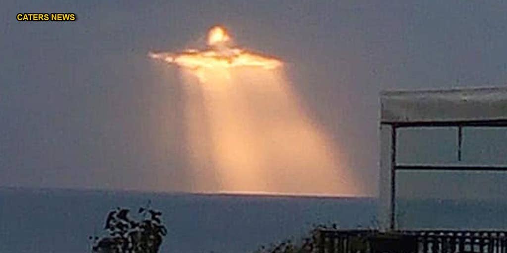 jesus coming in the clouds