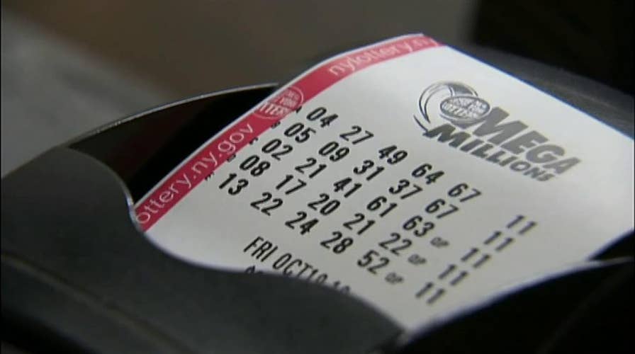 Winner of record-breaking lottery prize comes forward, remains anonymous
