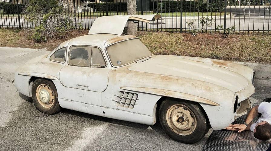 Moldy Mercedes-Benz stored for six decades