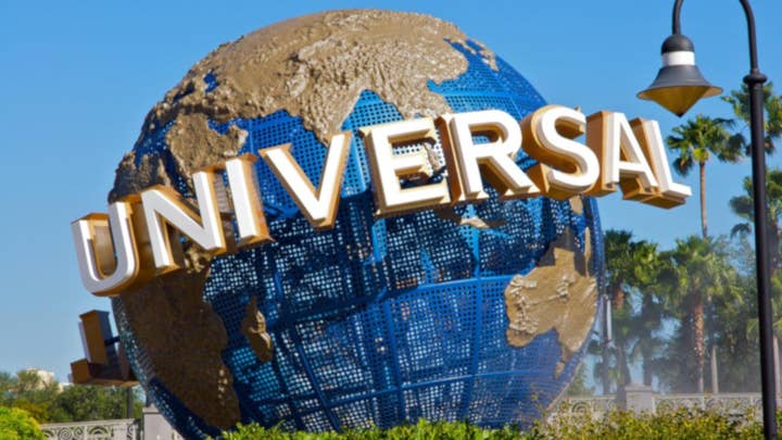 Lawsuit claims boy's foot was crushed on Universal Studios ride