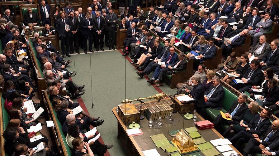 British Parliament rejects a 'no-deal' Brexit