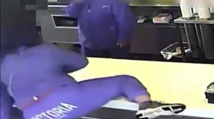 Burger King customer throws violent fit over unwanted tomatoes