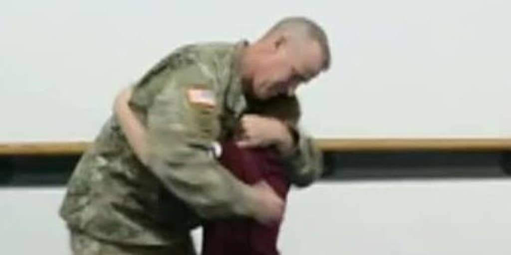 Father Deployed With The Army National Guard Returns To Surprise His Son At Taekwondo Class 5384