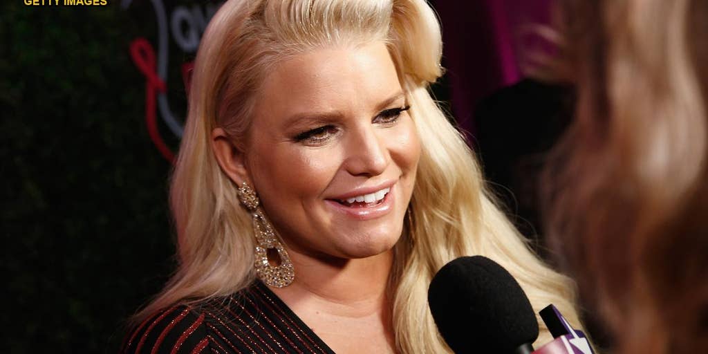 Jessica Simpson Celebrates Daughter Maxwell S Birthday With Sweet Photo You Are The Coolest Person I Know Fox News Jessica Simpson Celebrates Daughter Maxwell S Birthday With Sweet Photo You Are The Coolest Person I Know Fox News