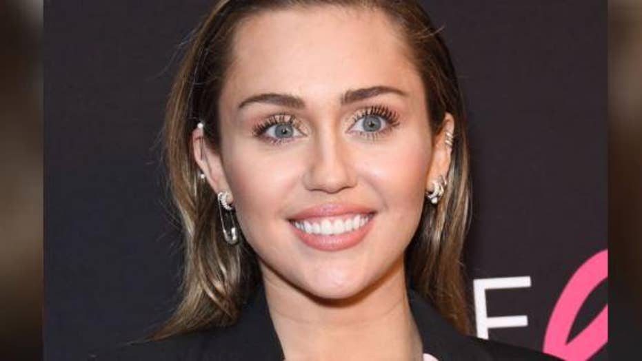 931px x 524px - Miley Cyrus poses completely nude, says she's 'ready to ...