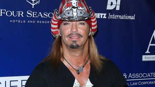 Bret Michaels on seeing daughter Raine pose for Sports Illustrated Swimsuit: ‘I’m really proud of her’ - Fox News