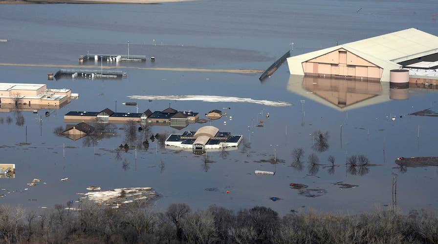 Growing concern over if levees will hold after Midwest floods