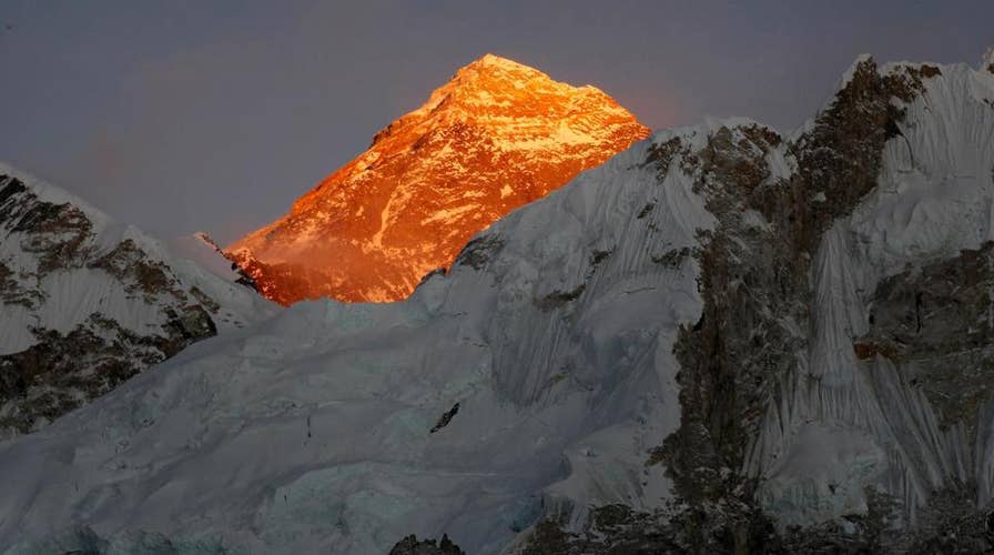 Mount Everest's melting glaciers uncover bodies of dead climbers