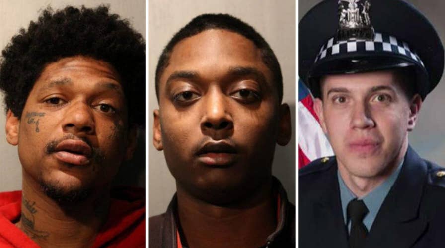 2 men arrested in murder of off-duty Chicago police officer
