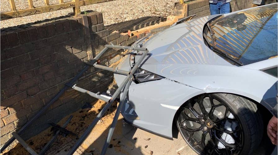 Video captures driver wrecking $280,000 Lamborghini