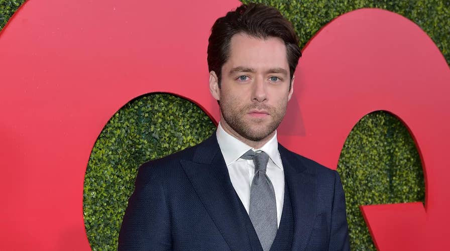 Actor Richard Rankin talks his new photography exhibit and teases 'Outlander's' upcoming fifth season