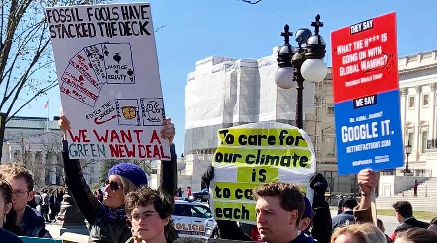 Senate majority forces vote on 'Green New Deal' climate change proposal