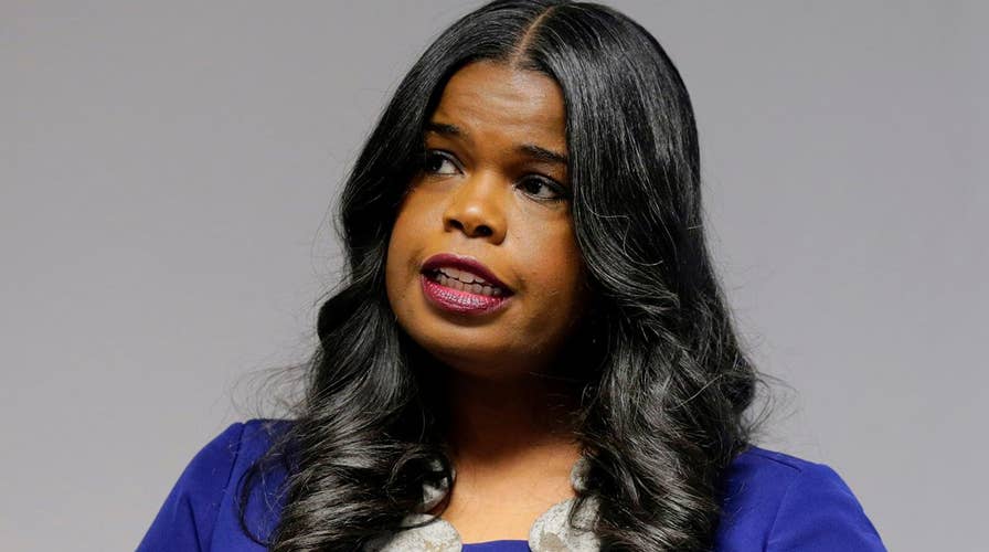 Foxx recuses self after texting Smollett relative