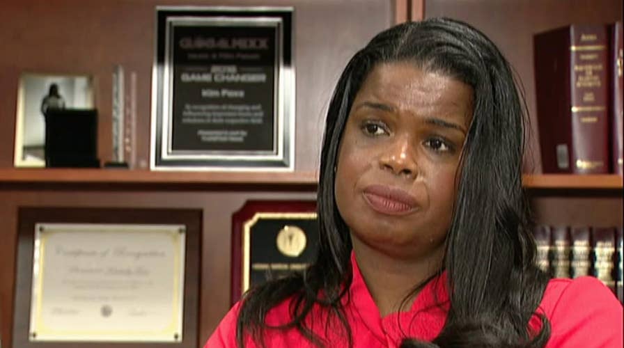 Kim Foxx defends her team's decision to drop charges in Smollett case