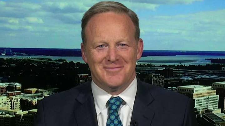 Sean Spicer on Mueller report fallout: Democrats recognize they are playing a losing hand