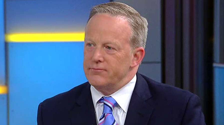Sean Spicer explains strategy behind President Trump's shift to health care in 2020