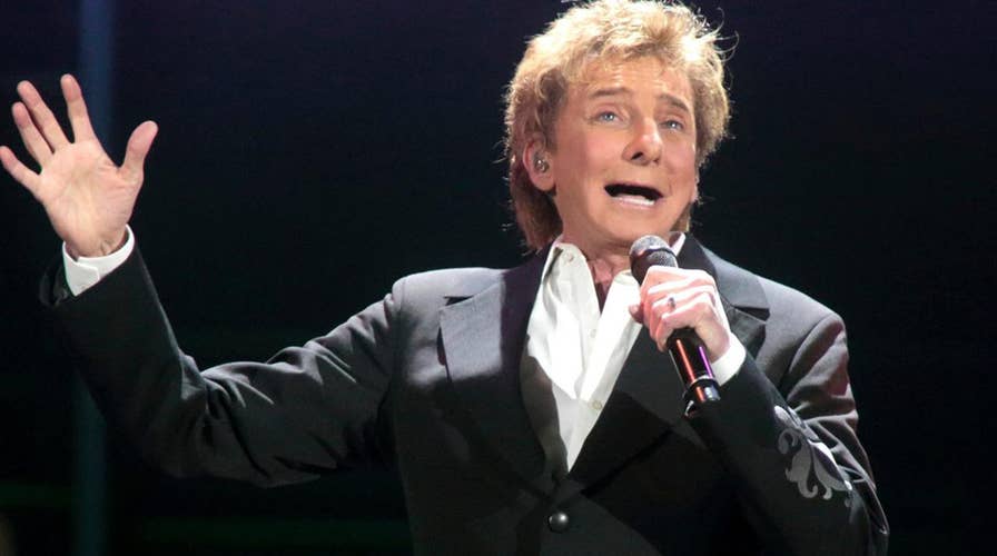 Pop icon Barry Manilow isn't slowing down