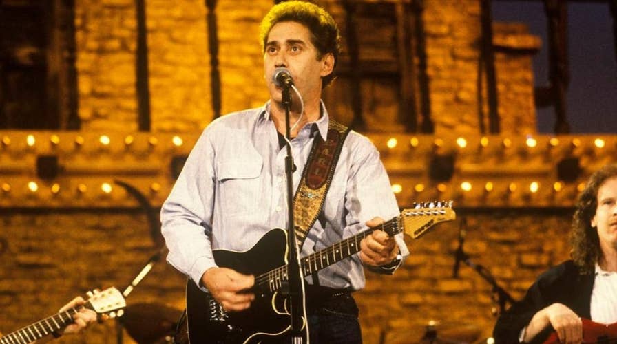 Country music singer Earl Thomas Conley dead at 77