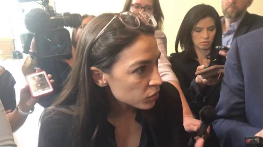 Alexandria Ocasio-Cortez comments on the arrest of Julian Assange