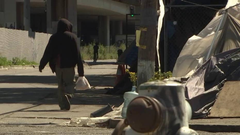 Community leaders in California meet to discuss homelessness issue