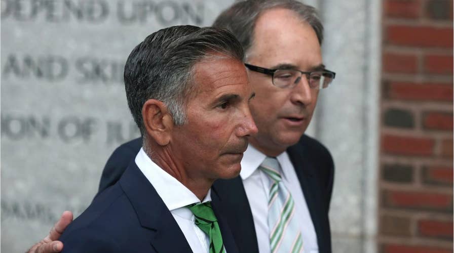 Lori Loughlin's husband Mossimo Giannulli never enrolled in USC, took parents' tuition cash