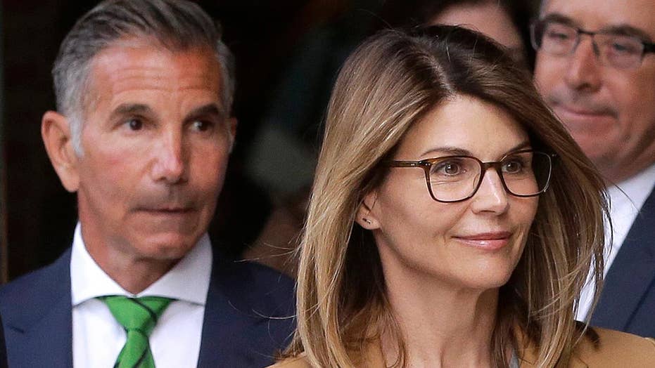 Lori Loughlin Husband Ask Court To Turn Over Evidence Against Them In College Admissions Scandal Lori Loughlin Husband Ask Court To Turn Over Evidence Against Them In College Admissions Scandal