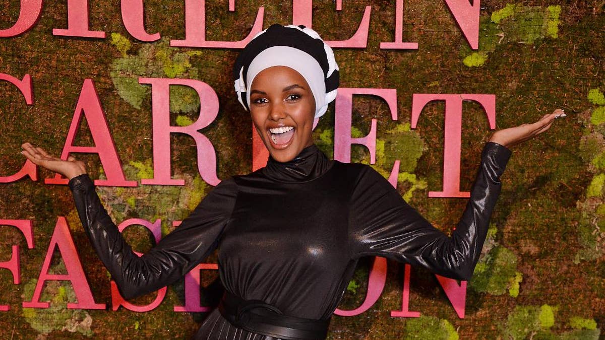 Blank motor garn Sports Illustrated Swimsuit model Halima Aden makes history as first woman  to pose in hijab and burkini | Fox News