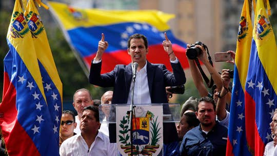Who is backing who in the Venezuela crisis?