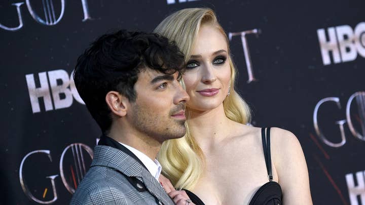 Joe Jonas and Sophie Turner tie the knot