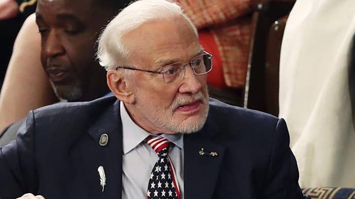 Buzz Aldrin says it's time for the US to go to Mars