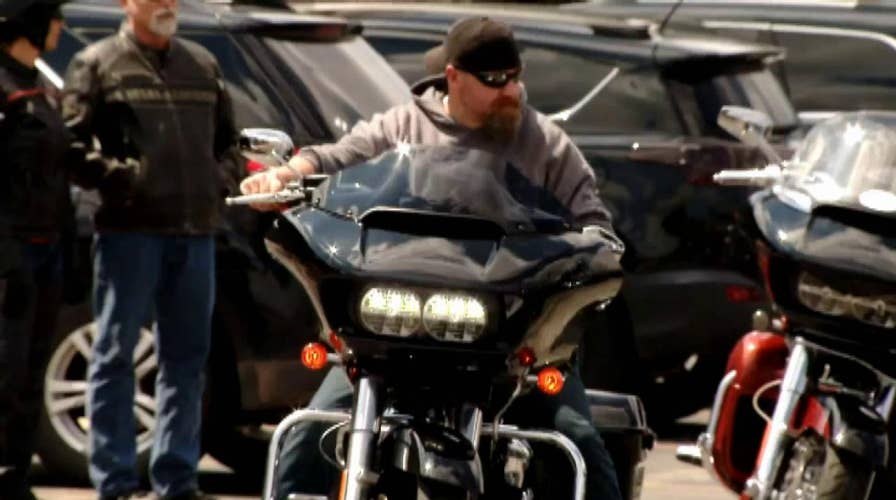 Hogs for Heroes gifts Harley Davidson motorcycle to veteran