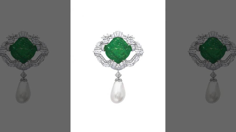 Rare royal 30-carat Ana Maria pearl brooch set for auction