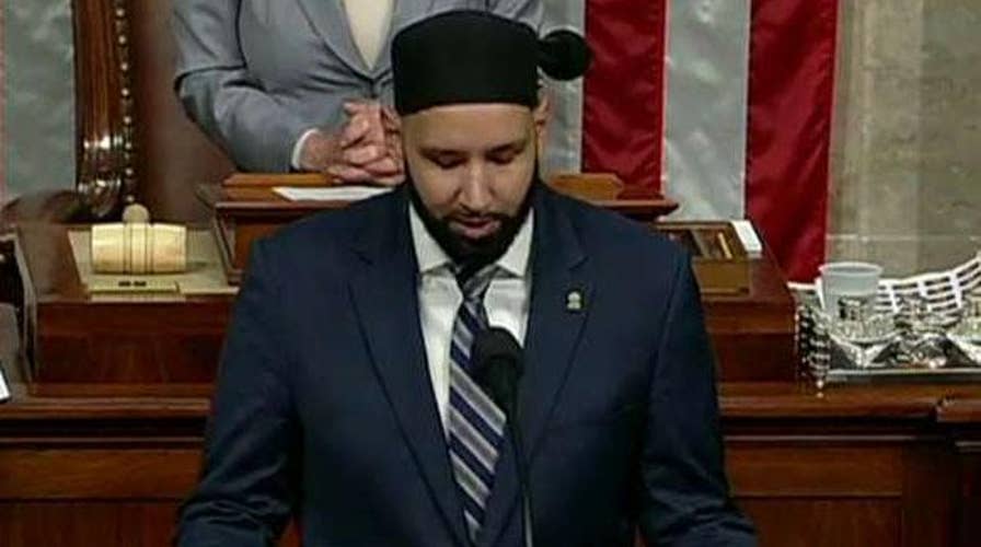 Anti-Israel imam delivers prayer in House chambers