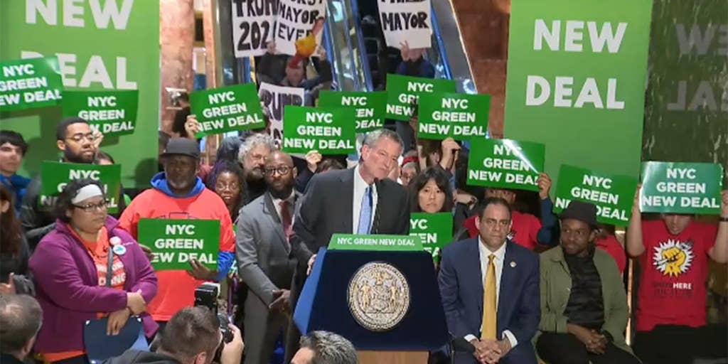 New Deal Rally Mayor de Blasio holds rally inside Trump Tower to promote NYC's Green ...
