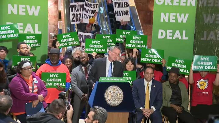 Mayor de Blasio holds rally inside Trump Tower to promote NYC's Green New Deal