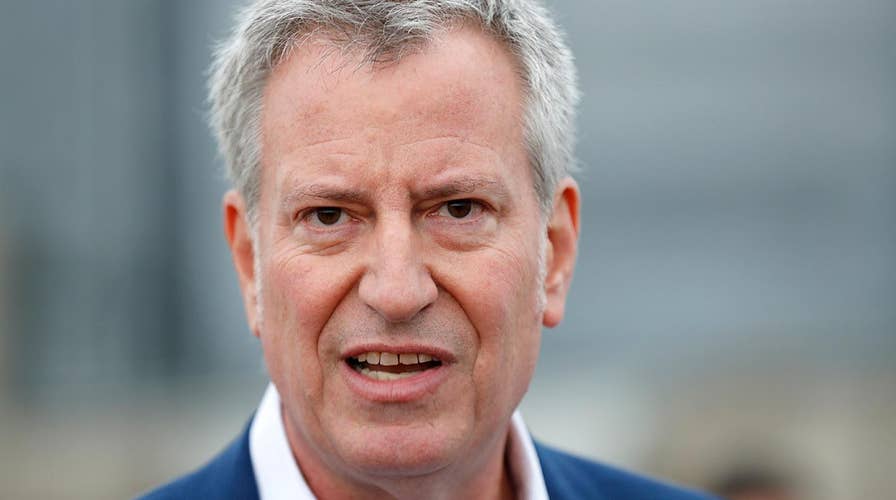 2020 Democratic hopeful Mayor Bill de Blasio makes his first campaign stop in Iowa