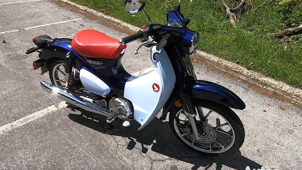 バイク super cub 2019 Honda Super Cub C125 ABS | First Ride Review | Rider Magazine