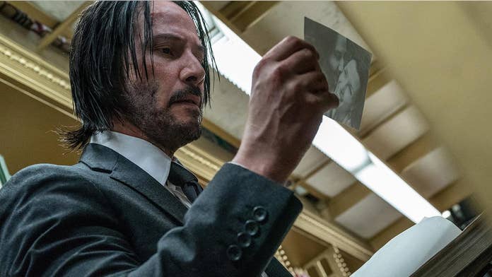 Keanu Reeves fan posts viral tweets about actor buying ice cream just to sign autograph