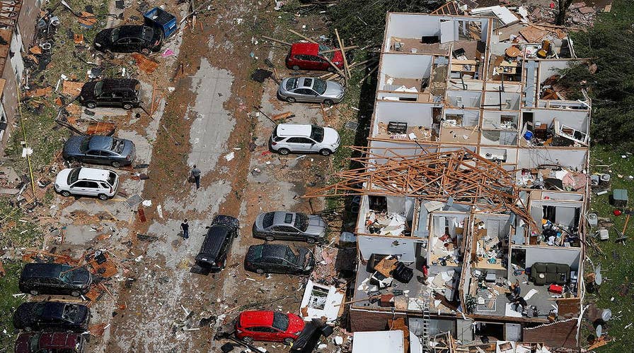 Jefferson City, Missouri recovering from path of destruction left by tornado