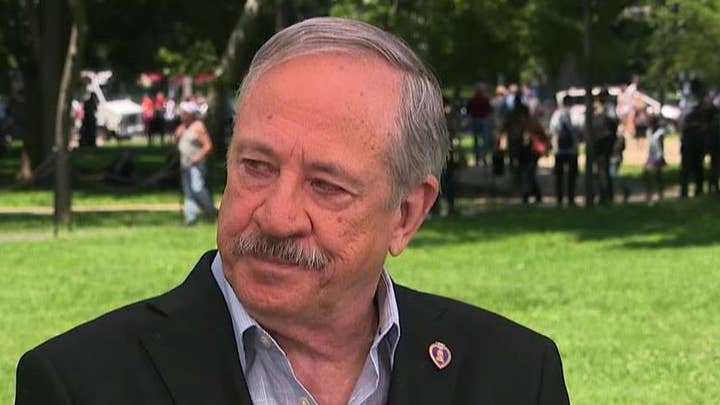 Founder of Vietnam Veterans Memorial Fund remembers his fallen friends