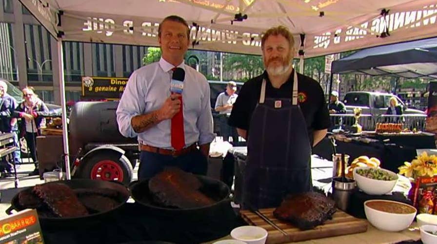 'Fox & Friends' hosts a Memorial Day weekend BBQ Bash